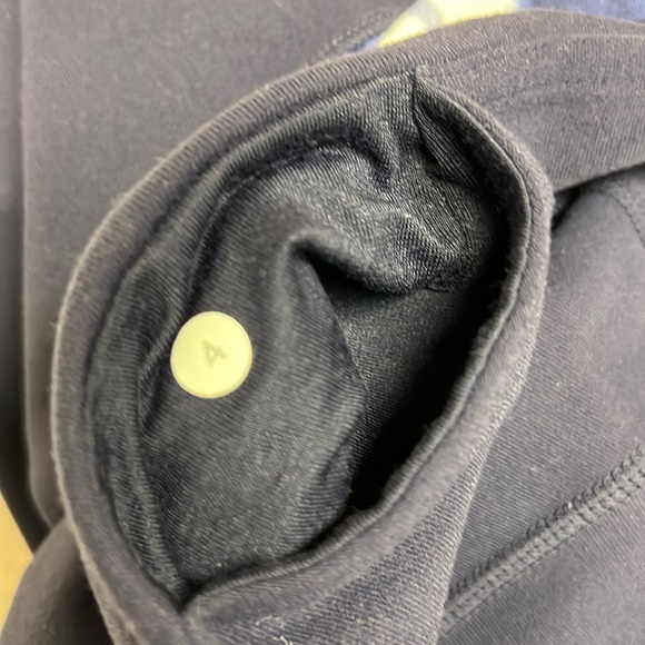 Lululemon Navy Wide Bottom Leggings - Picture 4 of 5